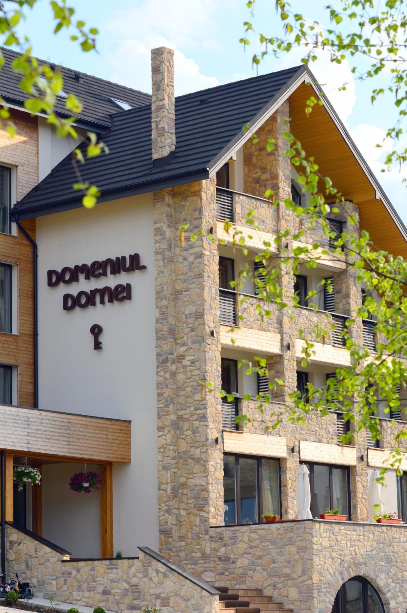 Domeniul Dornei Hotel Vatra Dornei Luaran gambar